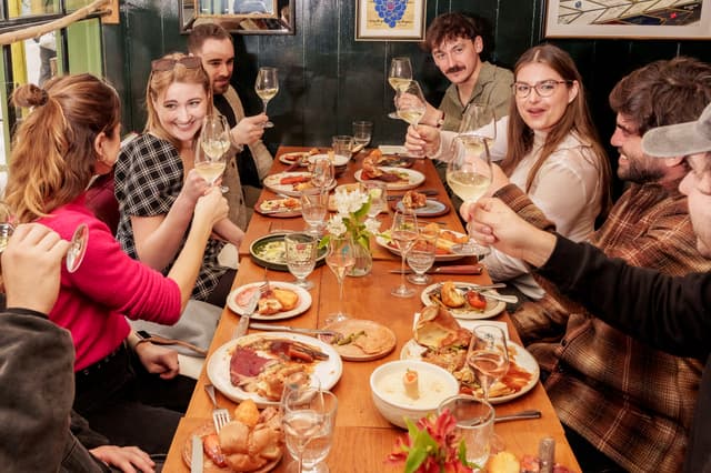 London soho food tour group experience