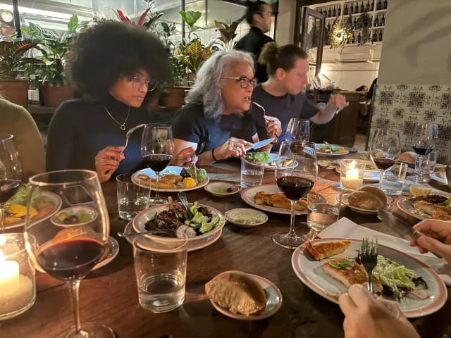 people eating in buenos aires
