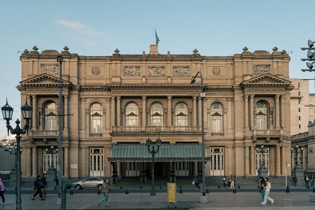 Colón Theater