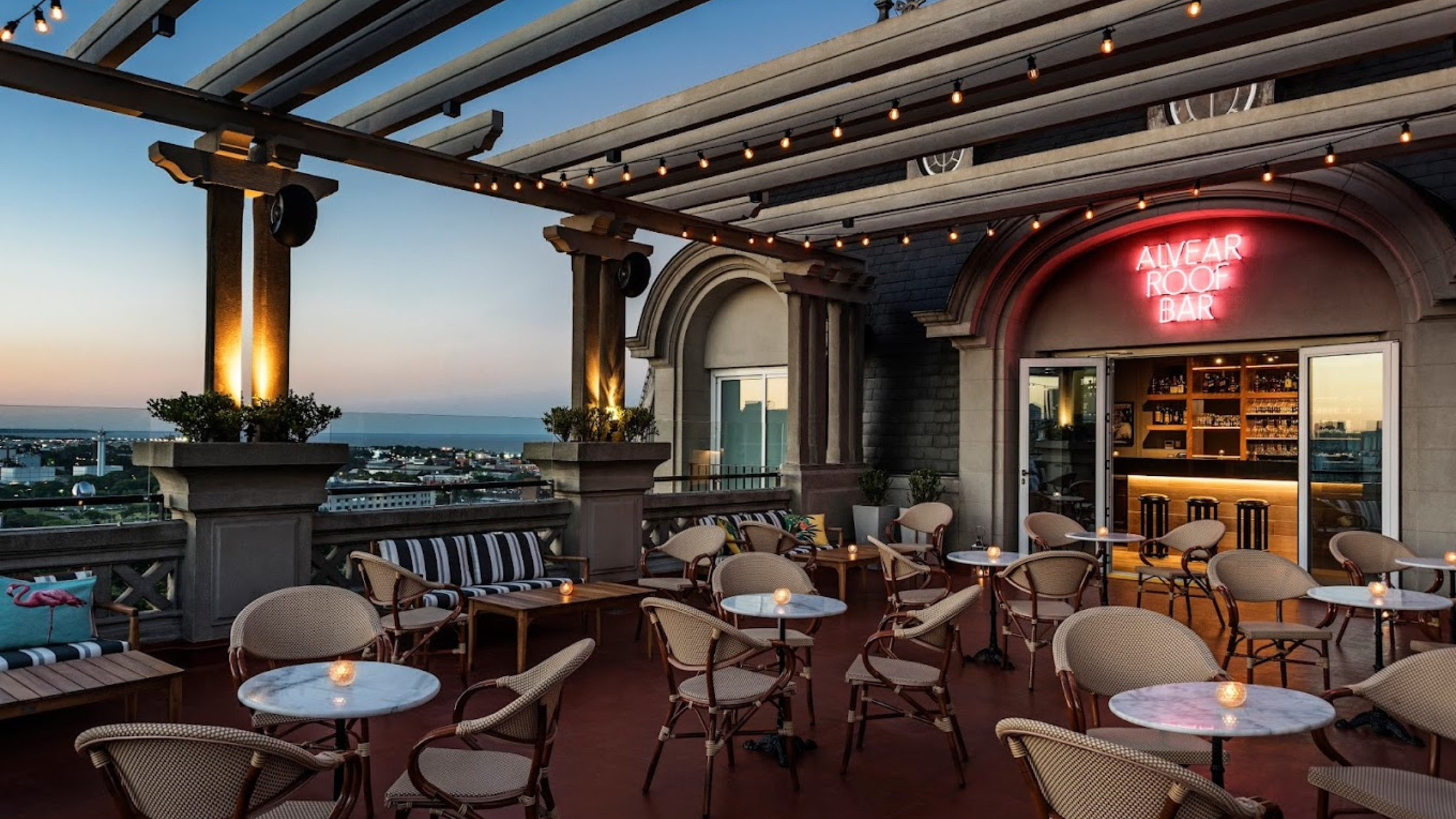 Alvear Roof Bar is part of the various gastronomic proposals offered by the Alvear Palace Hotel.