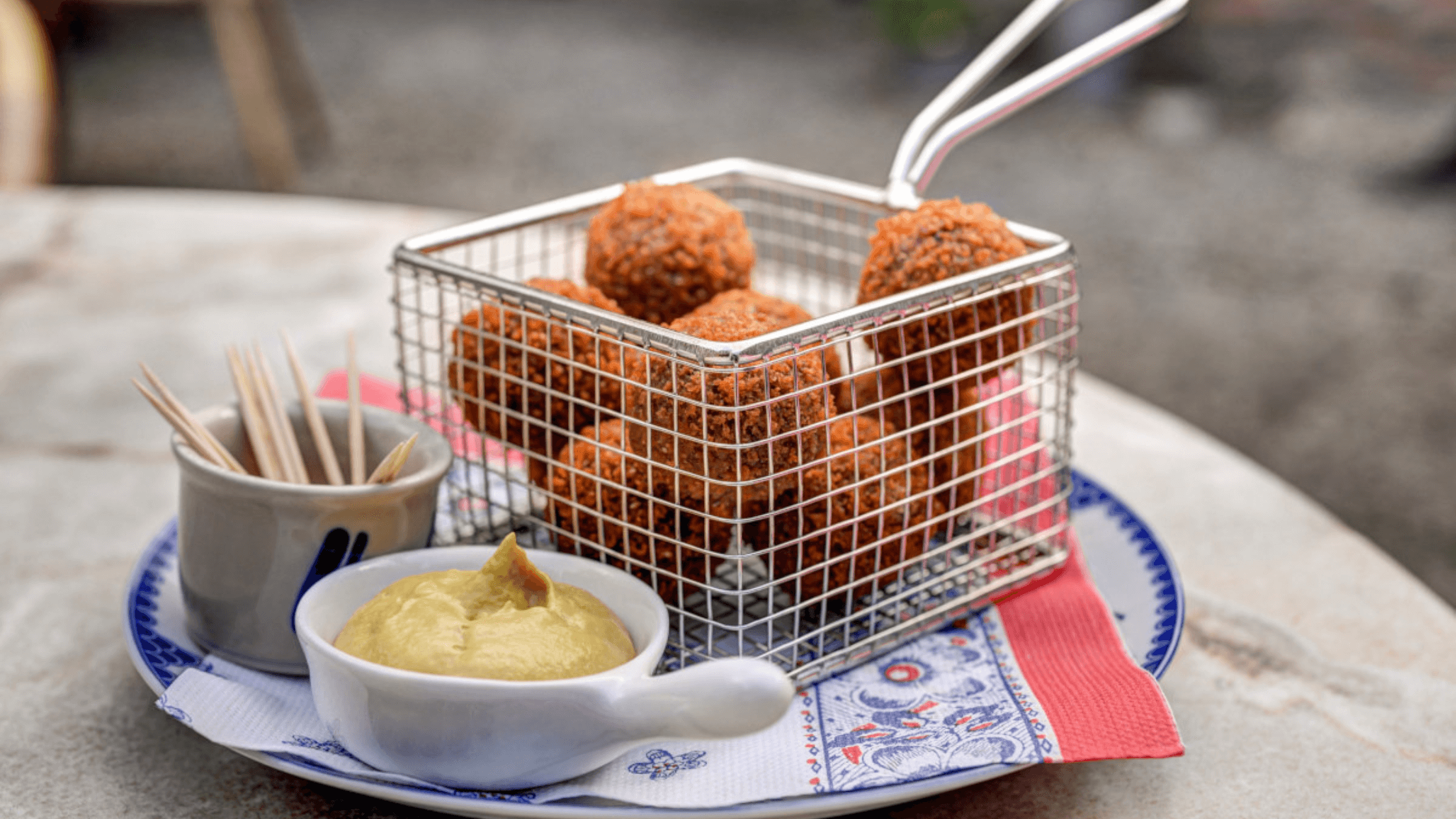 You can try these meat balls in De Ballenbar